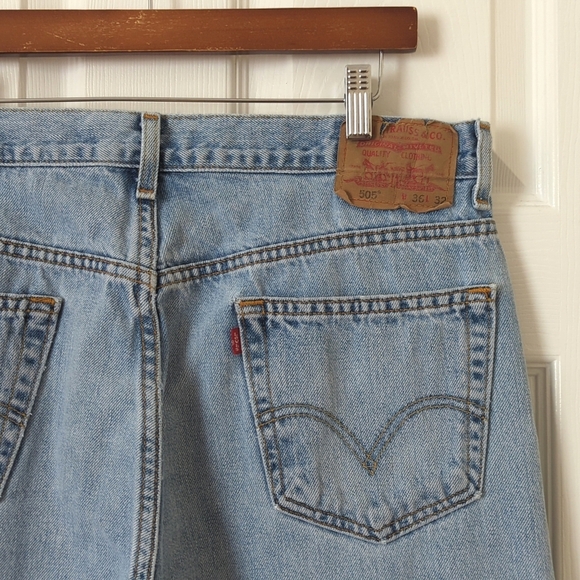 Levi's Y2K Vintage 505 Medium Wash Regular Fit Straight Leg Jeans 36 x 32 - Picture 14 of 16